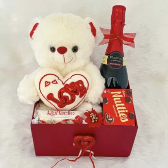 wedding gift ideas for best friend bride with wine and teddy bear