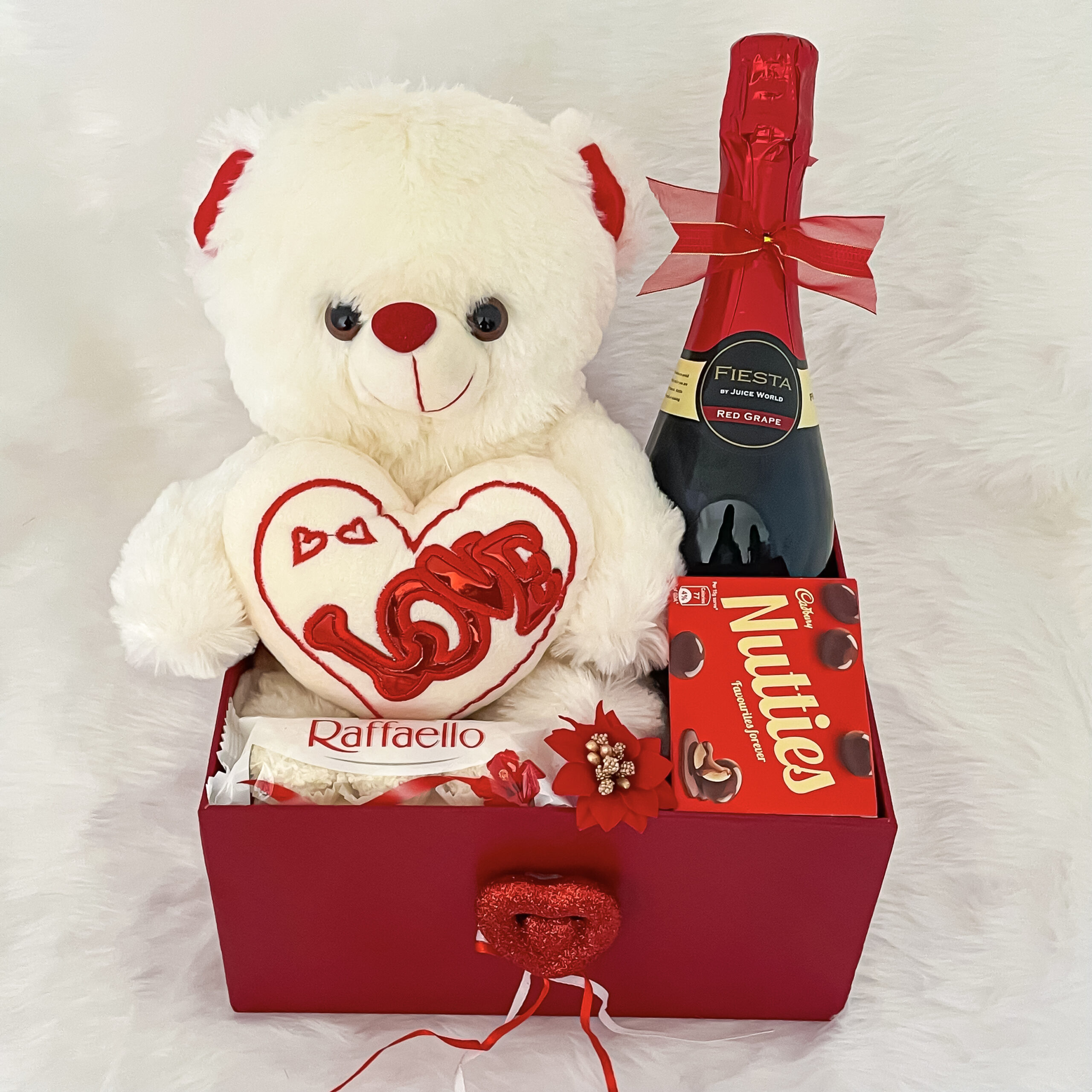 Buy Midiron Beautiful Combo Gift For Couple/Fiance/Girlfriend|Romantic Gift  Hamper| Valentines Gift|Anniversary Hamper With Handmade Chocolates, Soft  Teddy, Printed Ceramic Mug & Artificial Rose Online at Best Prices in India  - JioMart.