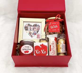 Happy Anniversary gifts for couples india