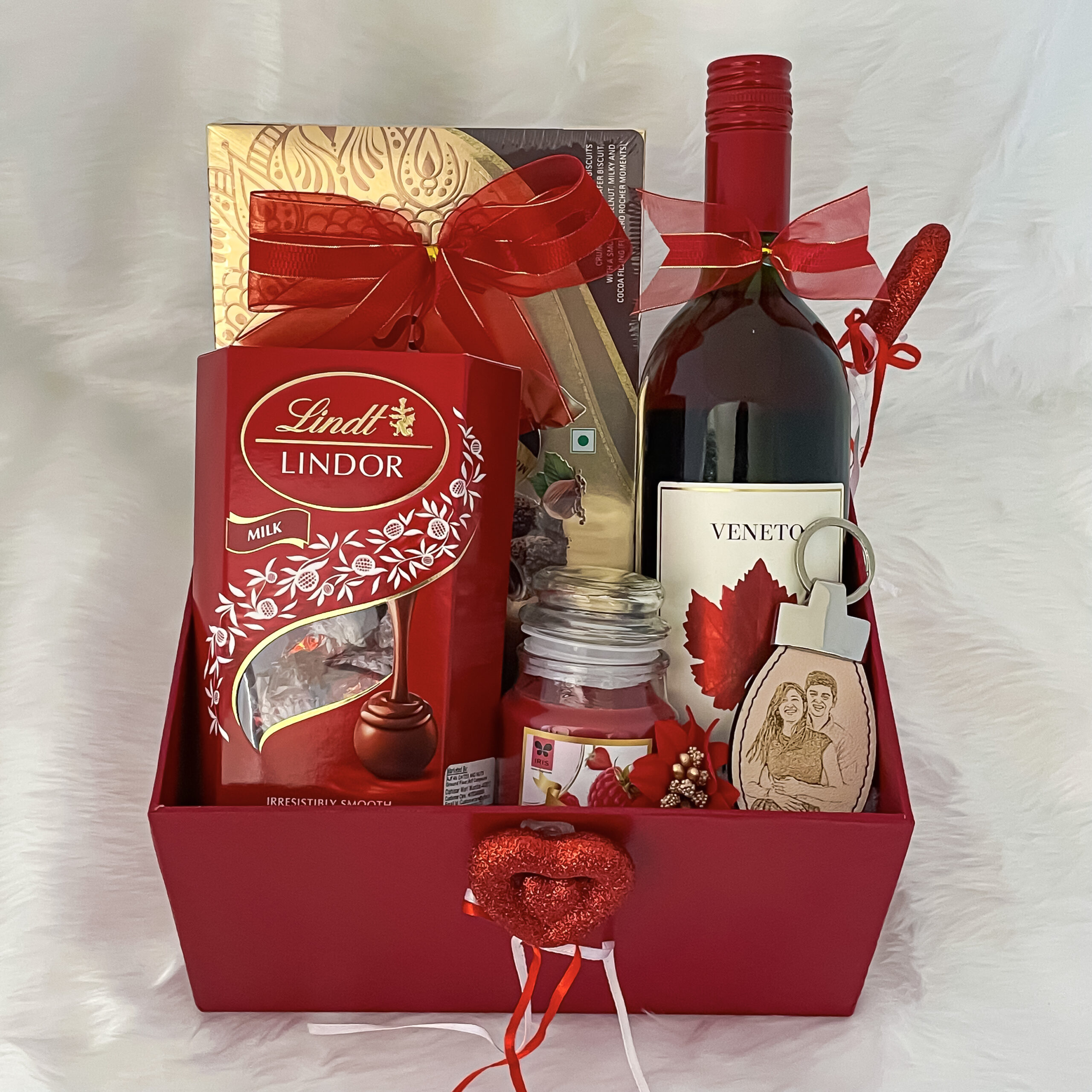 Buy Valentines Day Hampers At Best Rate From Angroos