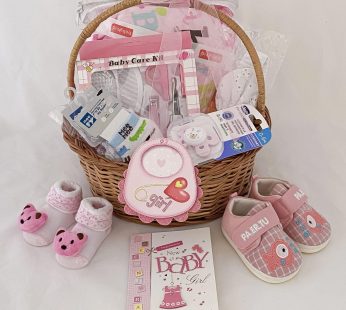 Newborn baby girl gifts Filled with the Baby blanket | Care kit | Hair bow | Socks | Pacifier Baby shoes | Greeting card