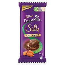 Dairy milk silk Rost Almond 143g