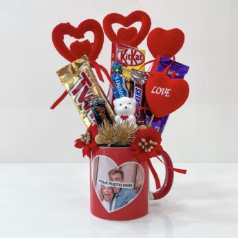 Scarlet Desires Valentine’s Day Mug Gift Hamper With Exclusive Chocolates