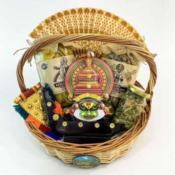 Kerala Spice Trail Traditional Hamper With Cardamom, Cloves, Pepper, And More