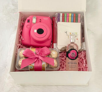 The best and unique anniversary gifts for her with Instax Mini 9 full set and more.