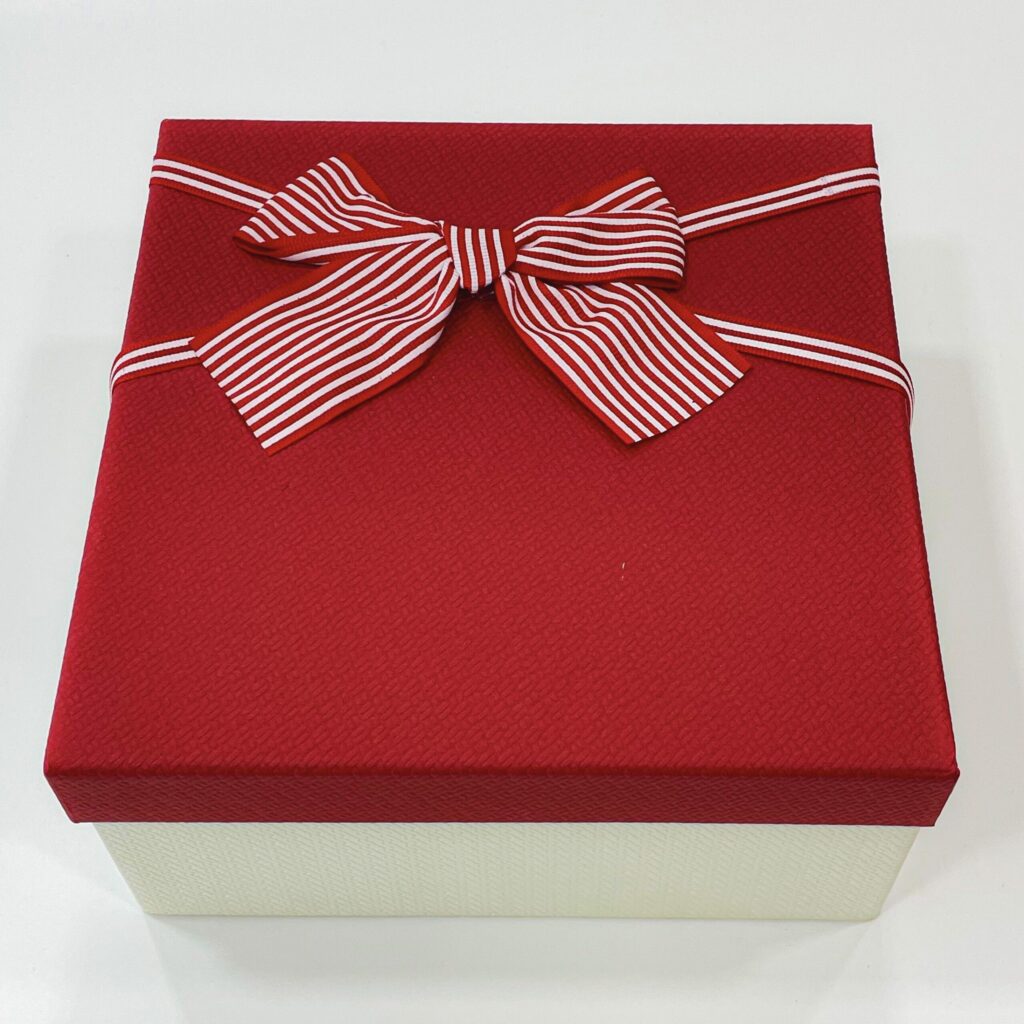 Buy Luxury Gift Box 9.25 x 8.85 x 3.95 inch Gold Metallic Gift Box Magnetic Gift  Boxes with Lids for Presents Contains 2 Ribbon, Thank you Stikers Gift Box  for Christmas Online at desertcartINDIA