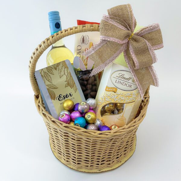 A beautifully crafted Easter basket