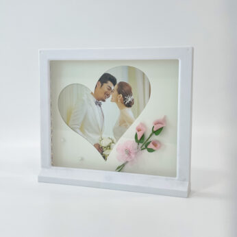 Majestic Love photo frame with touch LED light (frame size: H 7in, W 7in)