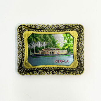 Kerala fridge magnet ( 5 packs ) With a height of 4.5 cm, and a width of 6 cm.