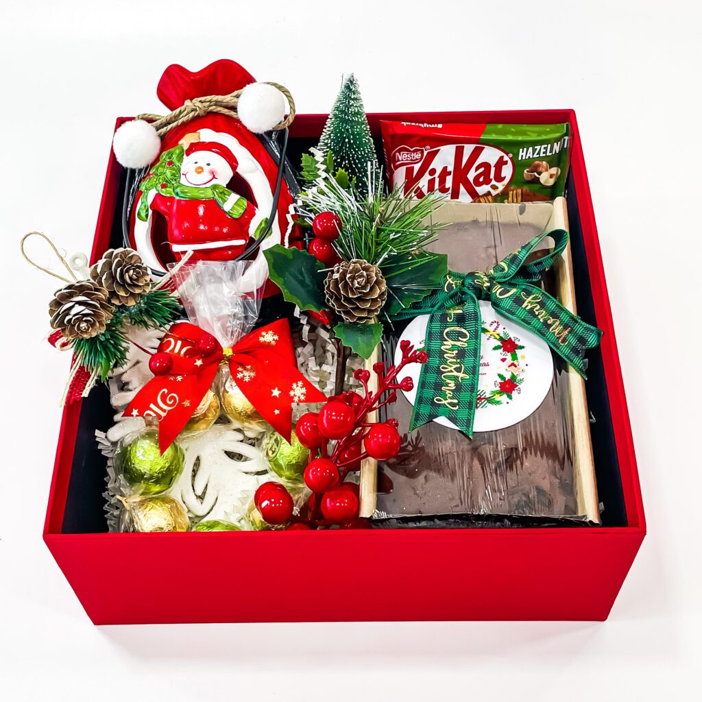 Buy Christmas Tree Gift Box For Joyful Gifting | Angroos