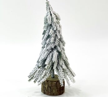 Joyful Jingle: mini Christmas tree for a classic touch of Christmas cheer in your home.