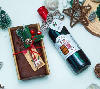 Exquisite Christmas Loaf Cake Paired with Sushine Premium Red Wine