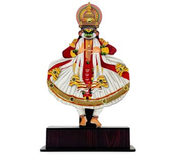 Handcrafted Kathakali full-stand with dancing form and vibrant colors – (23 x 13 x 6 cm)