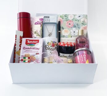 Adorable women’s day gift for mom including Nykka Shower Gell, Face Mask, Mug, and more.