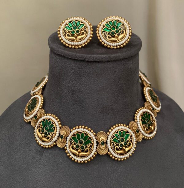 Traditional Green Stone Necklace Set