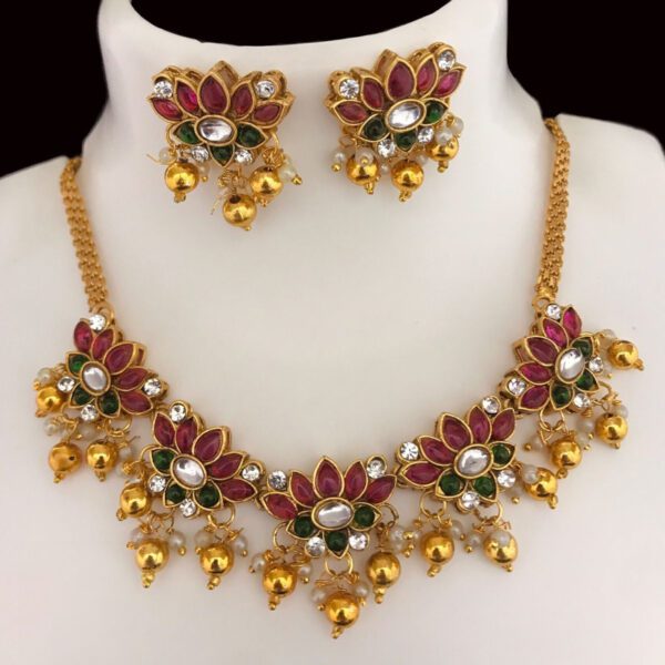 Floral Imitation Jewelry Set