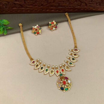 Vibrant Faux Gemstone Necklace Set: Traditional Elegance Redefined